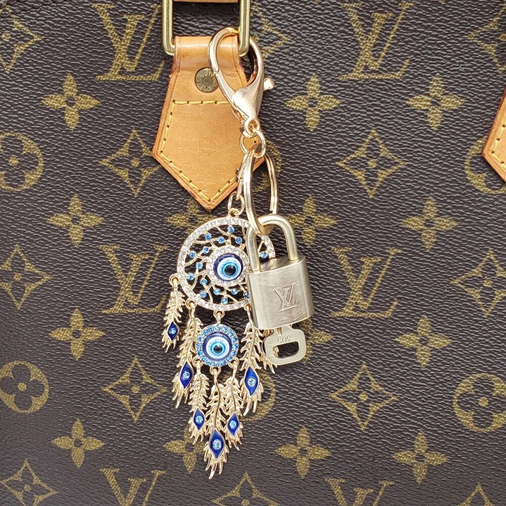 Authentic LV Gold Padlock & Key Set ✨ Luxury Bag Charm w/ Unbranded Keychain - Picture 2 of 7